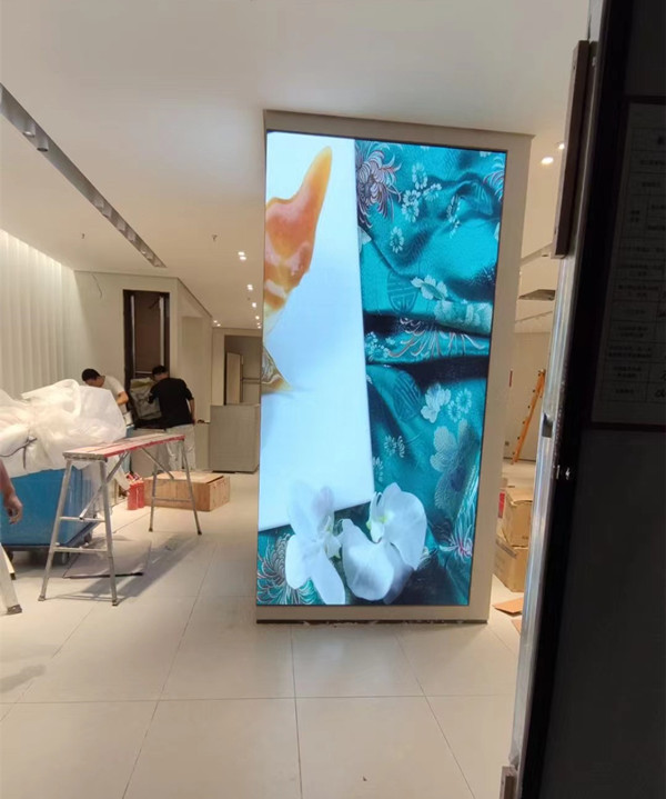 紫云商场门店转角LED显示屏